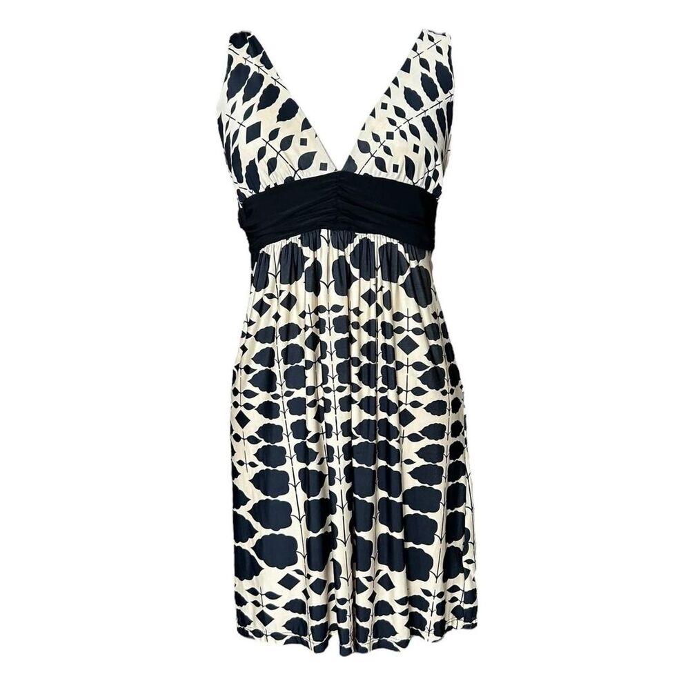 Forever-21 Women's Black and White Dress